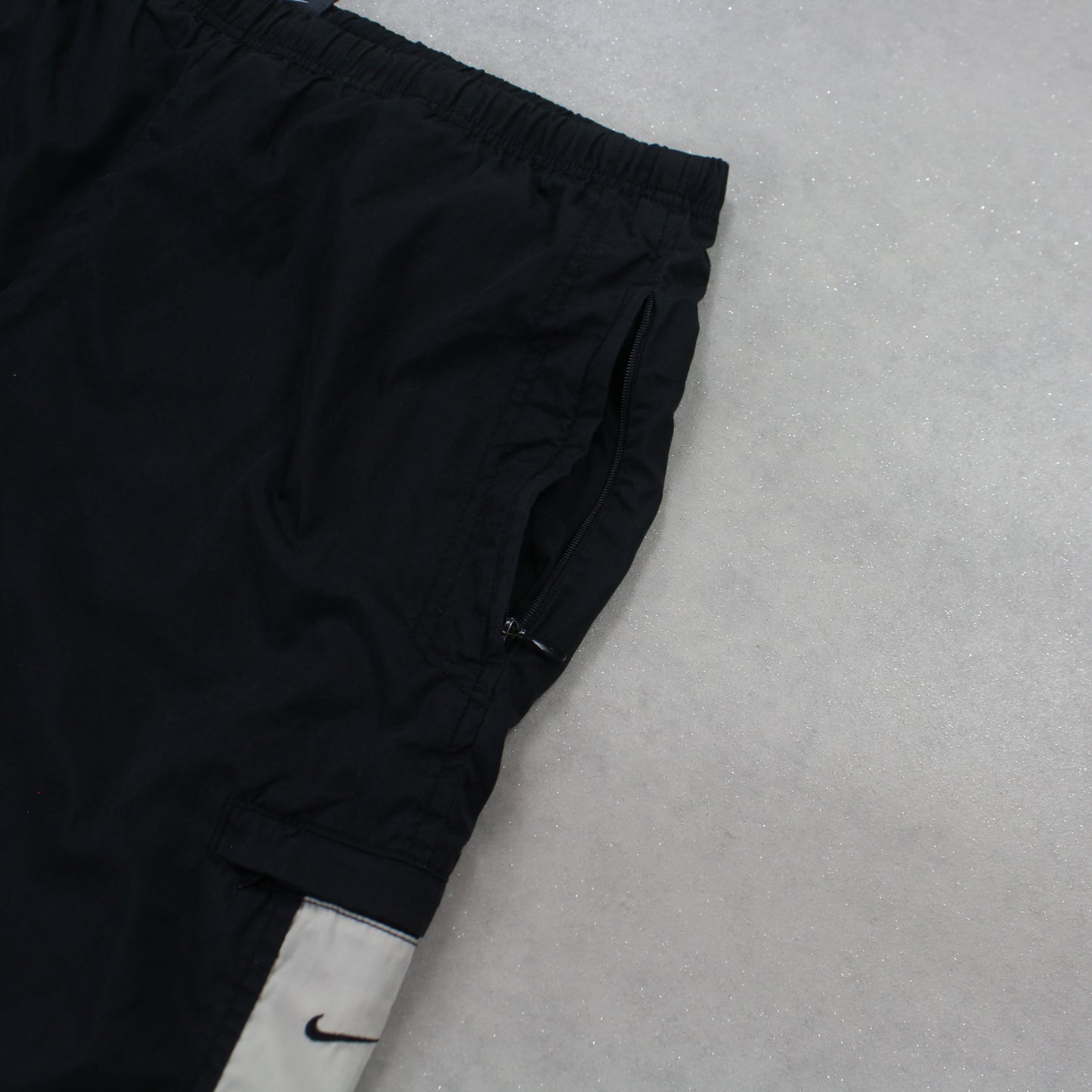 RARE 2000s Nike Trackpants Black - (L)