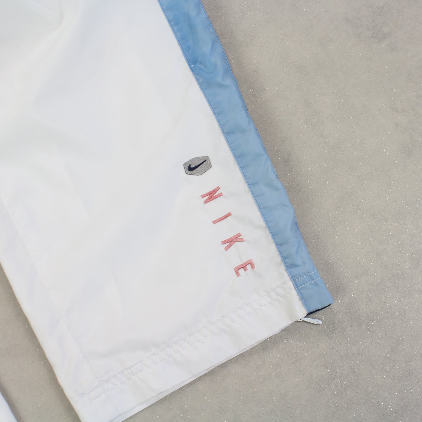 SUPER RARE 2000s Nike Trackpants White - (L)