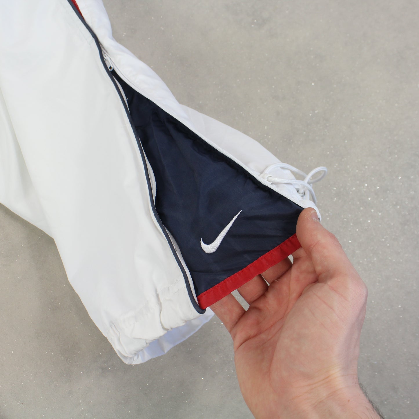 SUPER RARE 2000s Nike Trackpants White *PREMIUM* - (S)