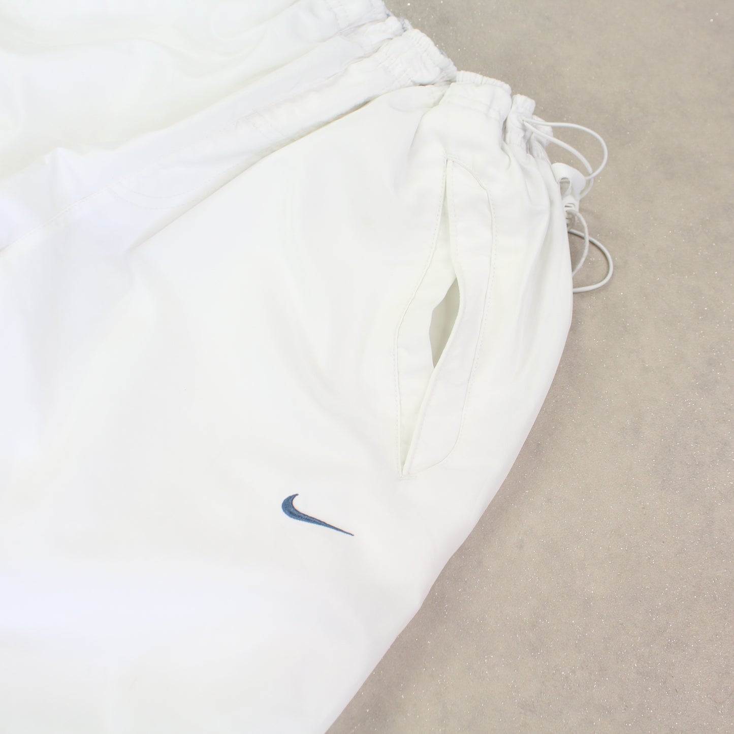 SUPER RARE 00s Nike Trackpants White - (M)