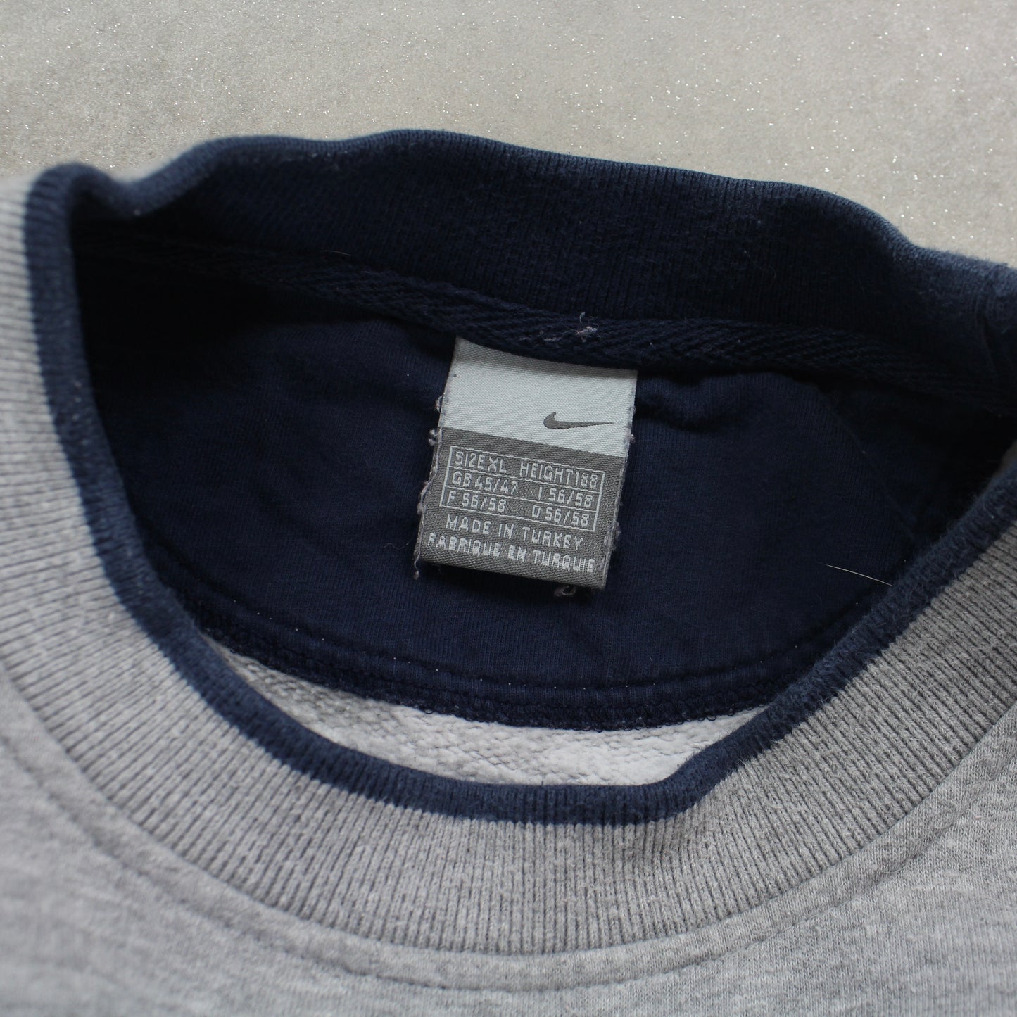 RARE 2000s Heavyweight Nike Sweatshirt Grey - (L)