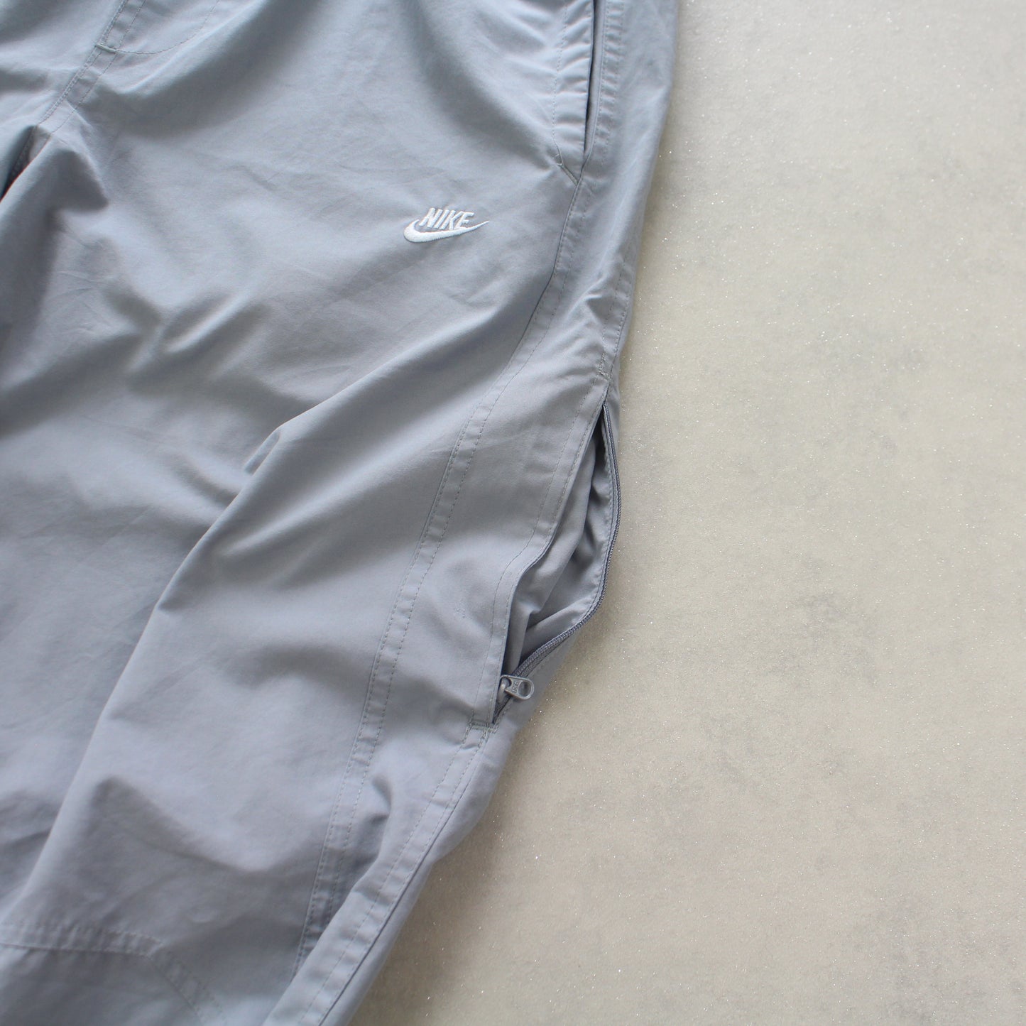 SUPER RARE 00s Nike Trackpants Grey - (L)