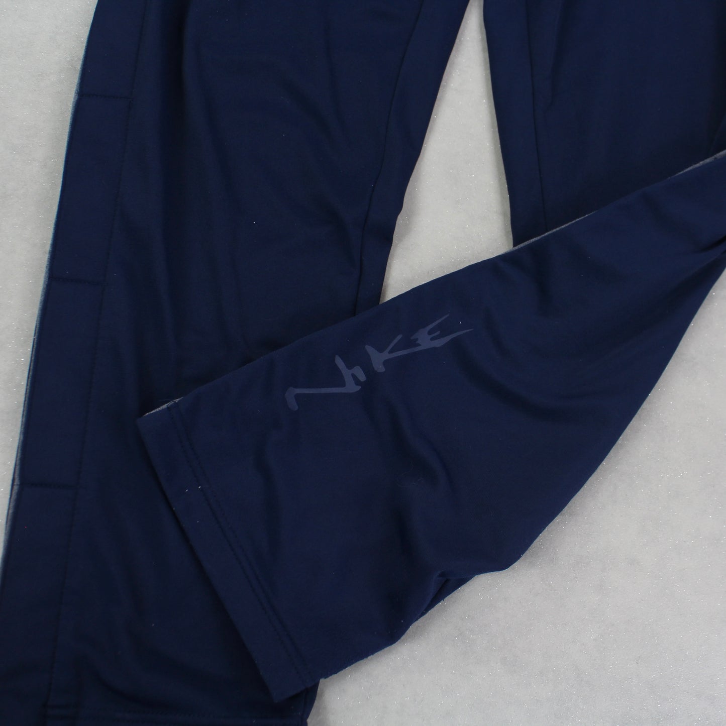 SELTENE Nike Trainingshose aus den 2000ern, Marineblau – (S)