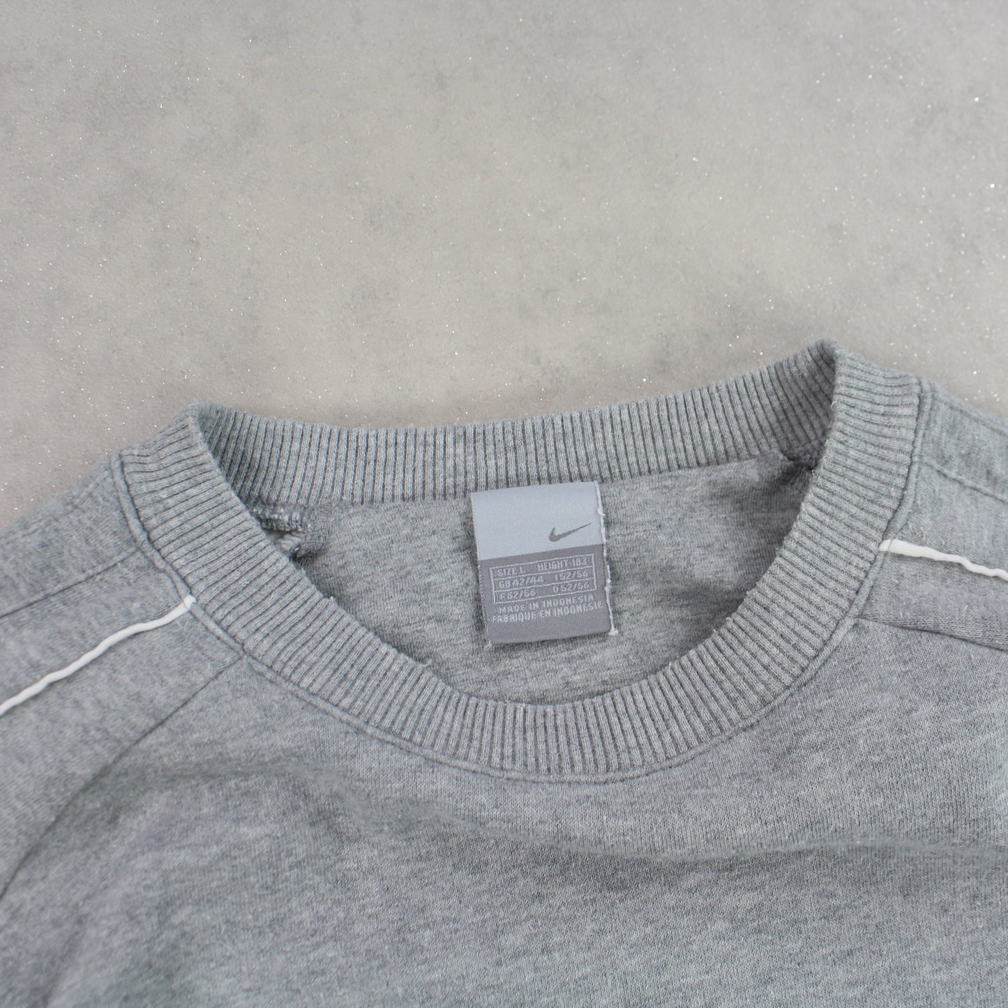 RARE 2000s Nike Sweatshirt Grey - (M)