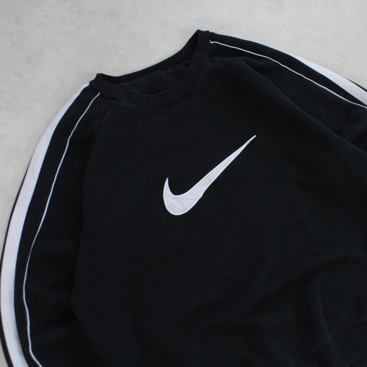 RARE 2000s Nike Sweatshirt Black - (S)