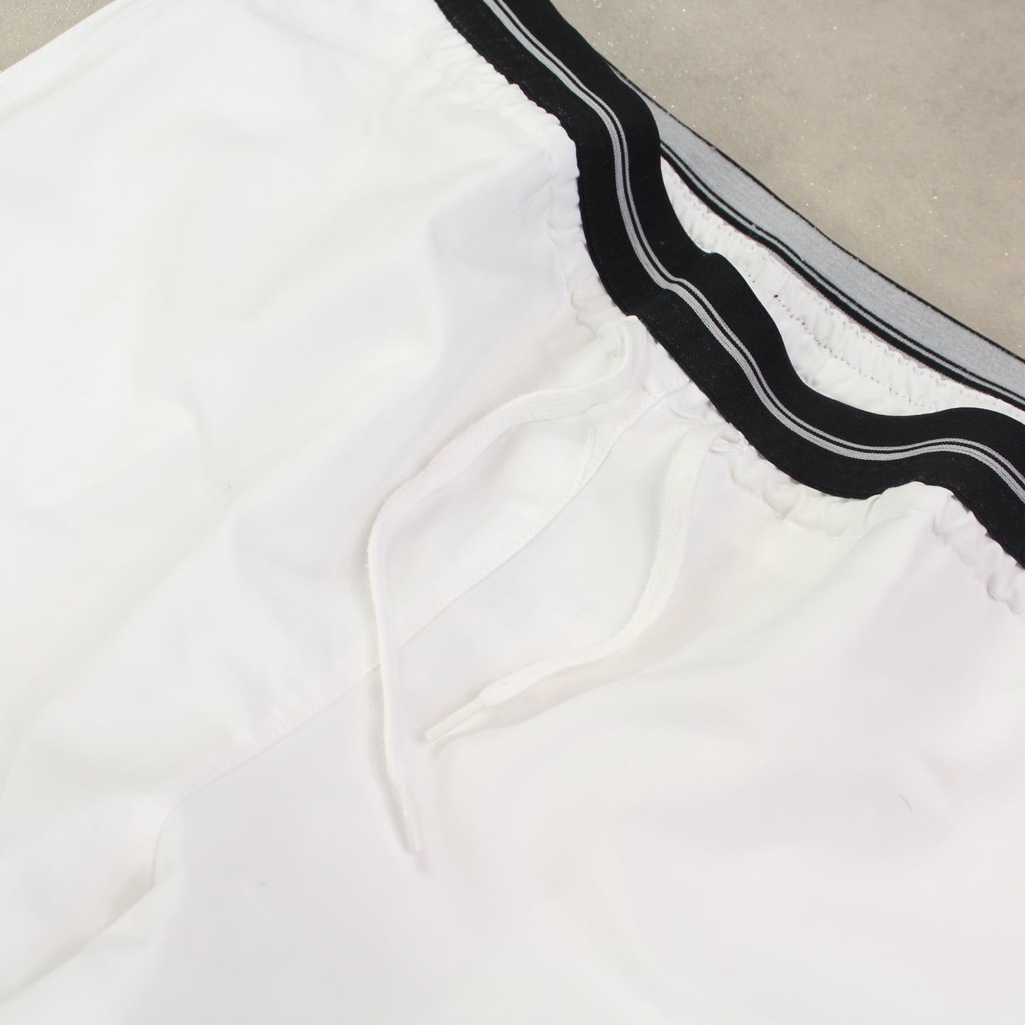 RARE 2000s Baggy Nike Trackpants White - (L)