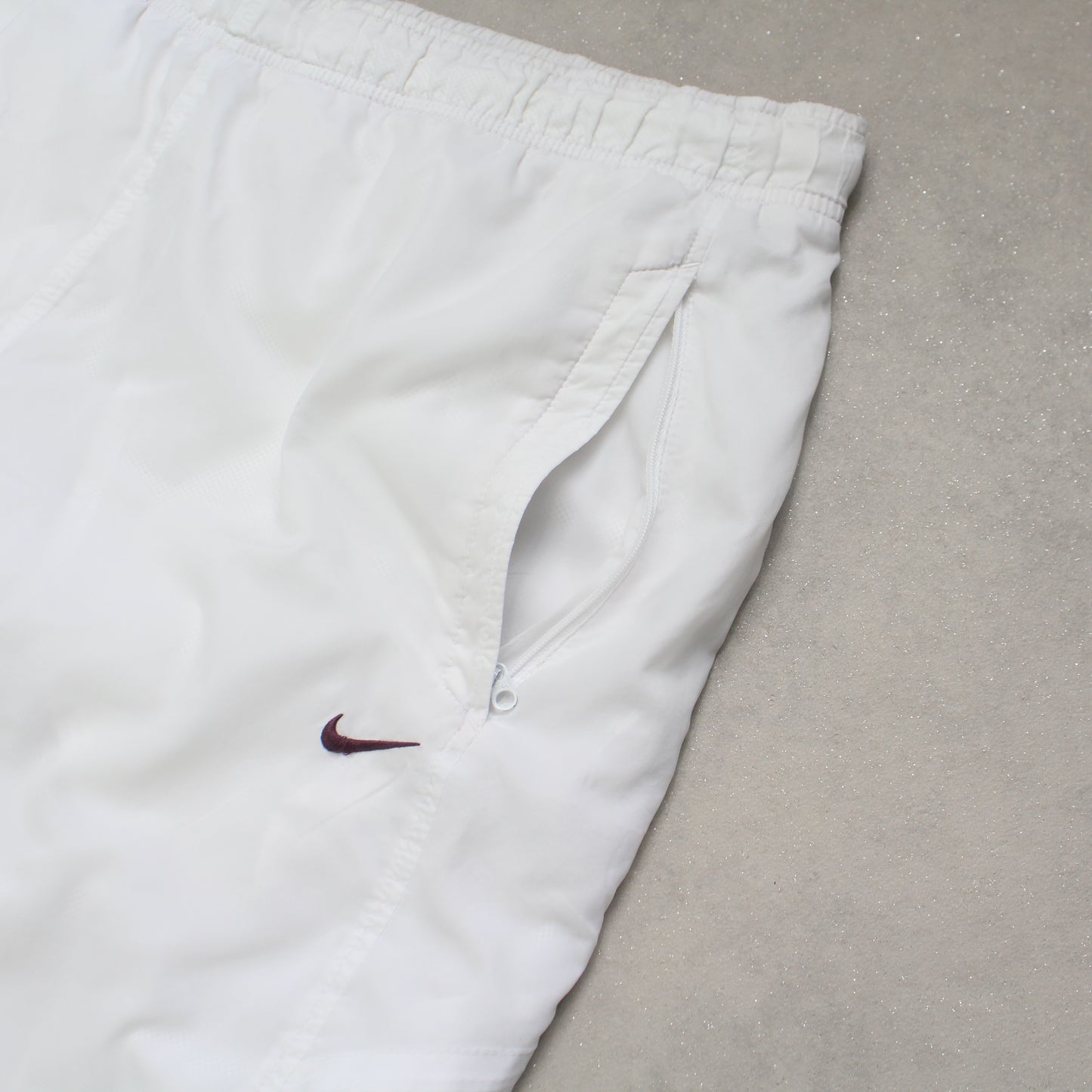 SUPER RARE 2000s Nike Trackpants White - (L)