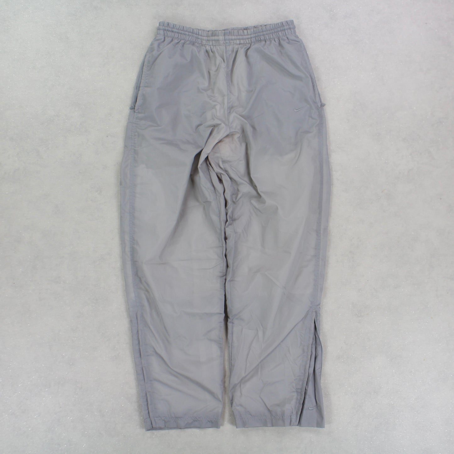 SELTENE Nike Trainingshose aus den 2000ern, Grau – (S)