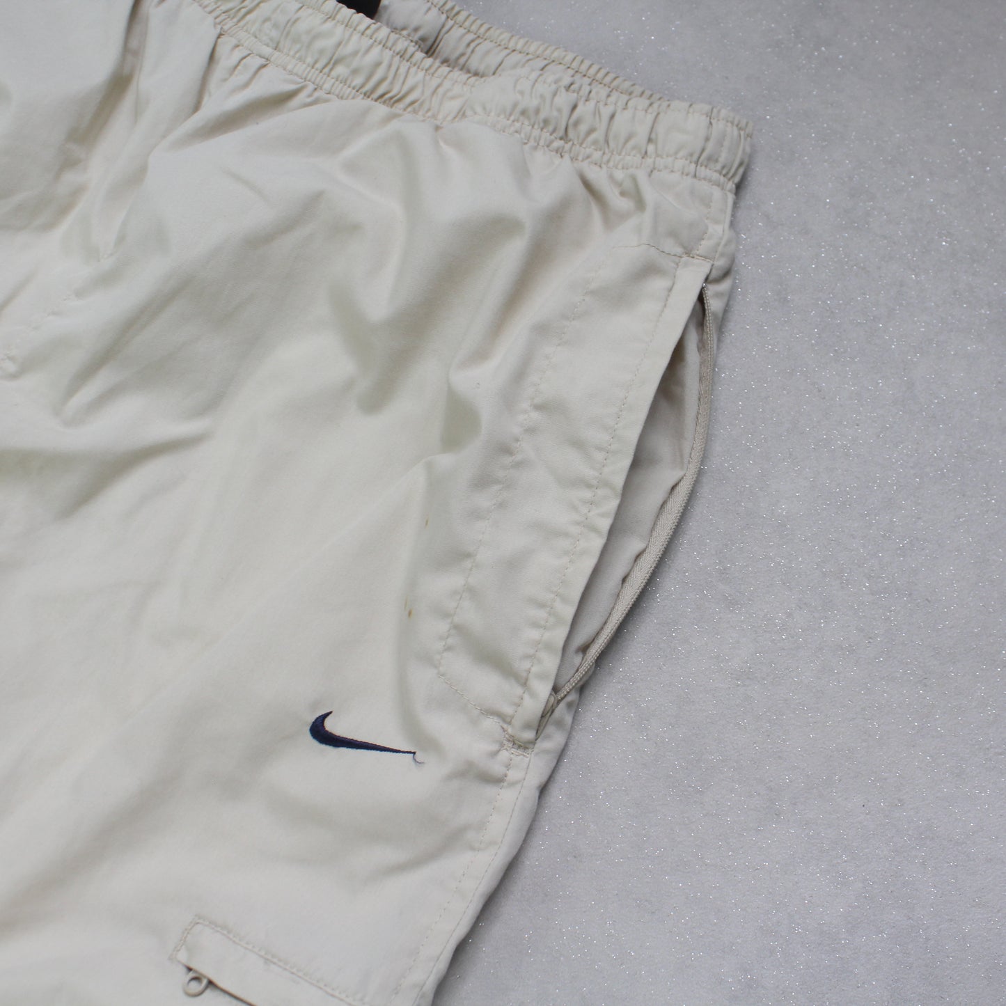 SUPER RARE 2000s Nike Trackpants Cream - (L)
