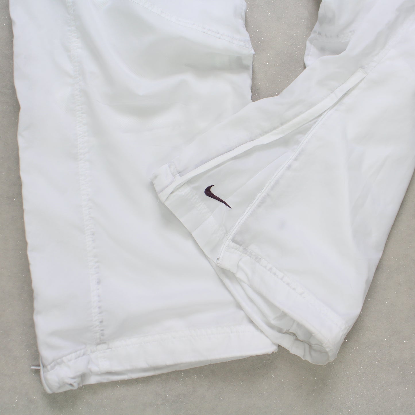 SUPER RARE 2000s Nike Trackpants White - (L)