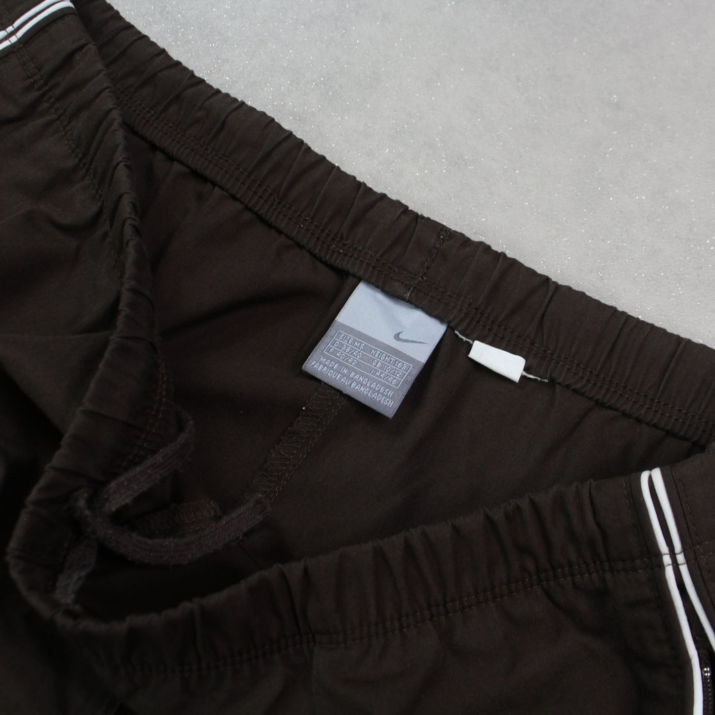 SUPER RARE 2000s Nike Trackpants Brown - (S)