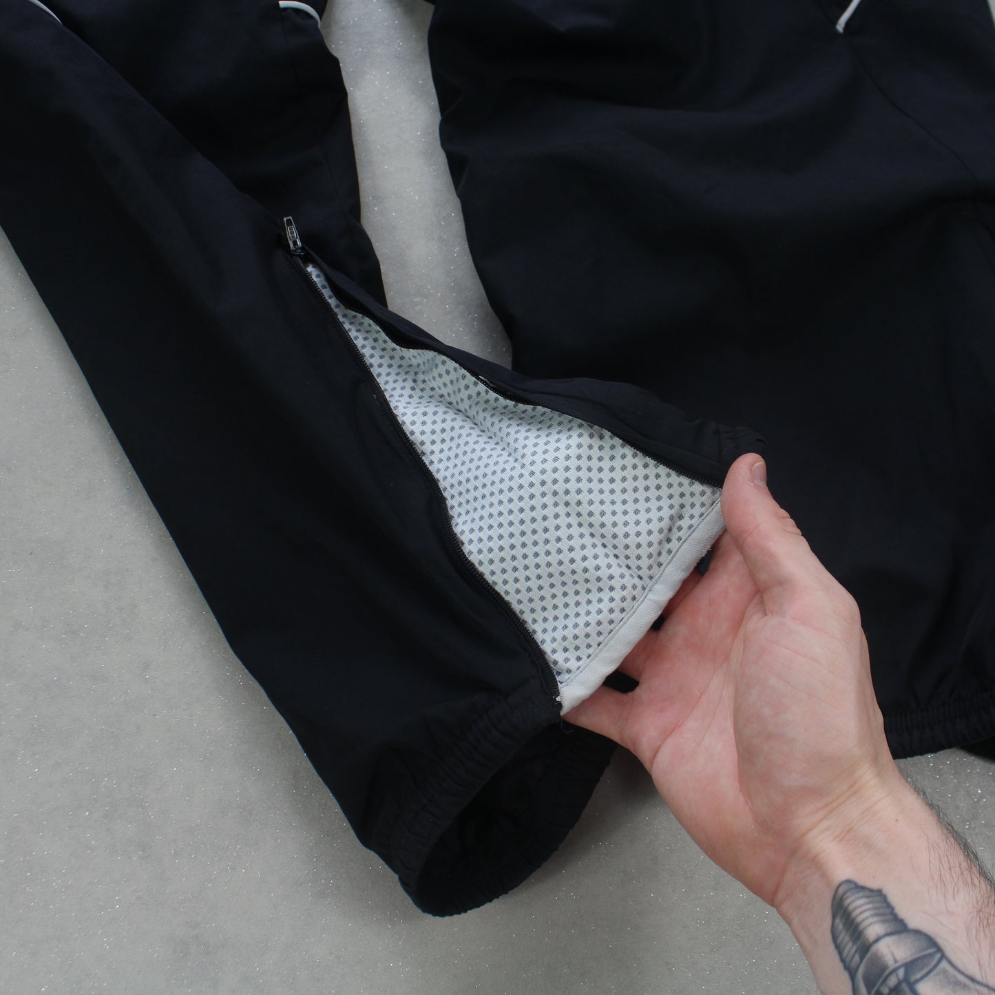 RARE 2000s Nike 72 Trackpants Black - (S)