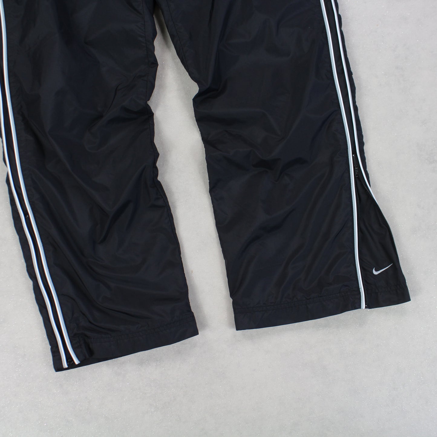 SUPER RARE 2000s Nike Trackpants Black - (S/M)