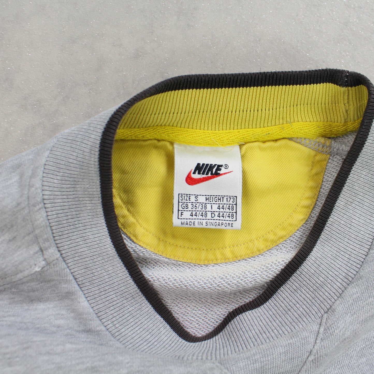 SELTENES Nike-Sweatshirt aus den 1990ern, Grau – (S)