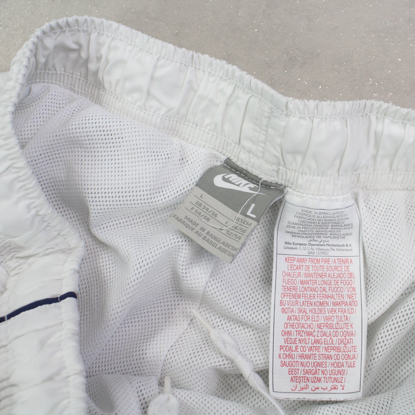 SUPER RARE 00s Nike Trackpants White - (M)