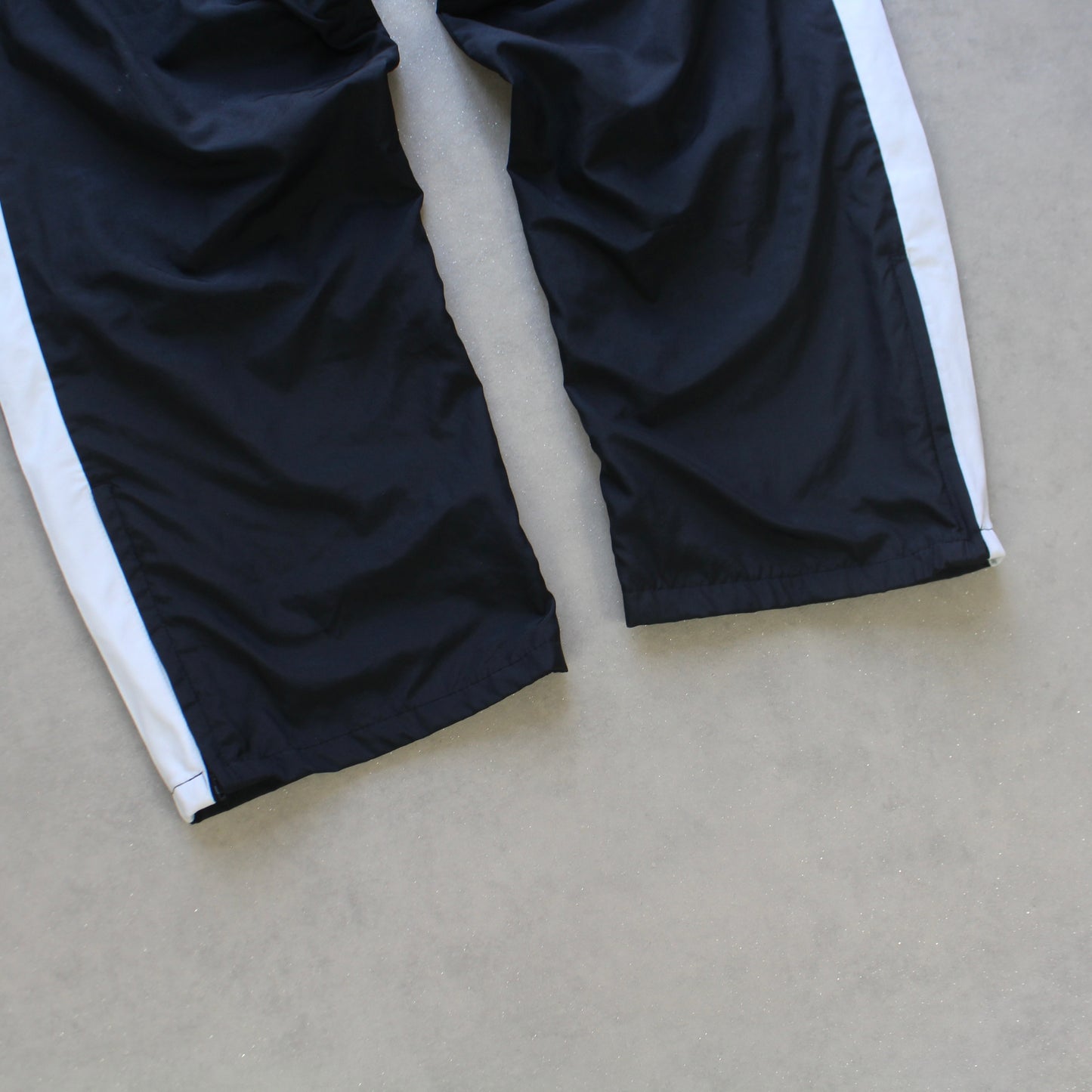 RARE 2000s Nike Trackpants Black - (M)