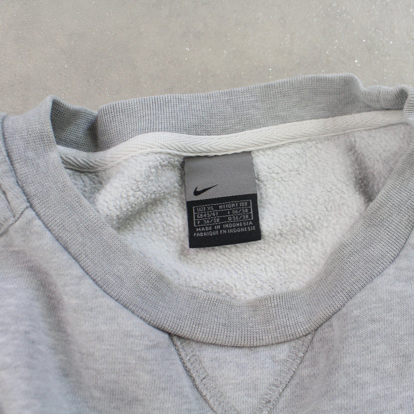 RARE 2000s Heavyweight Nike Sweatshirt Grey - (XL)