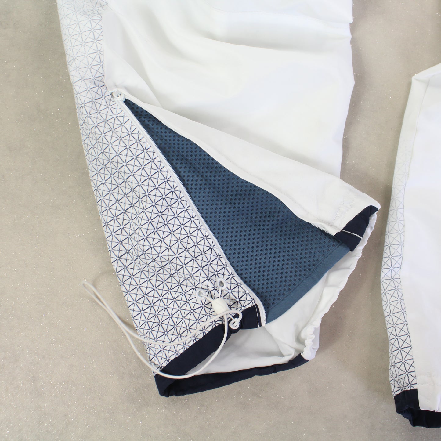 SUPER RARE 00s Nike Trackpants White - (M)
