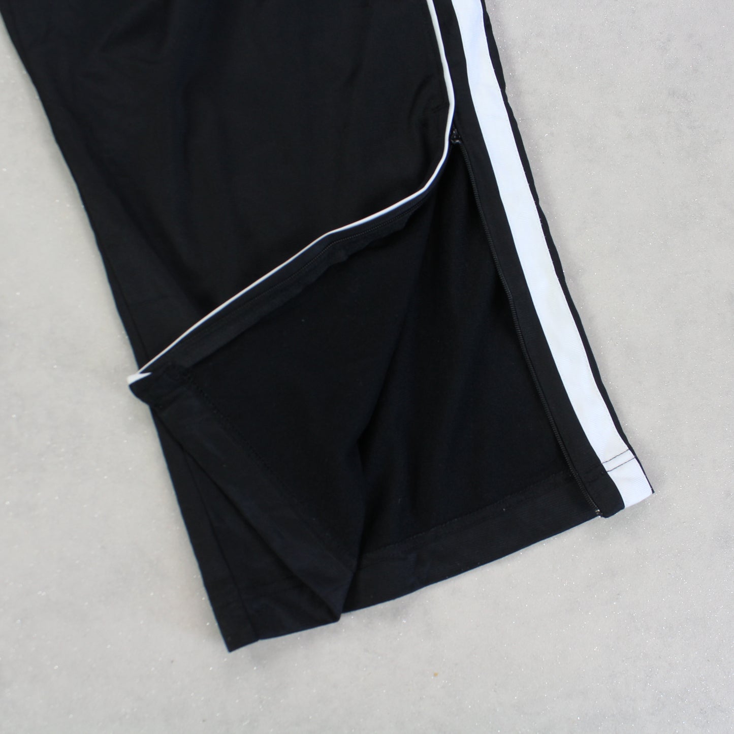 RARE 2000s Nike Trackpants Black - (L)