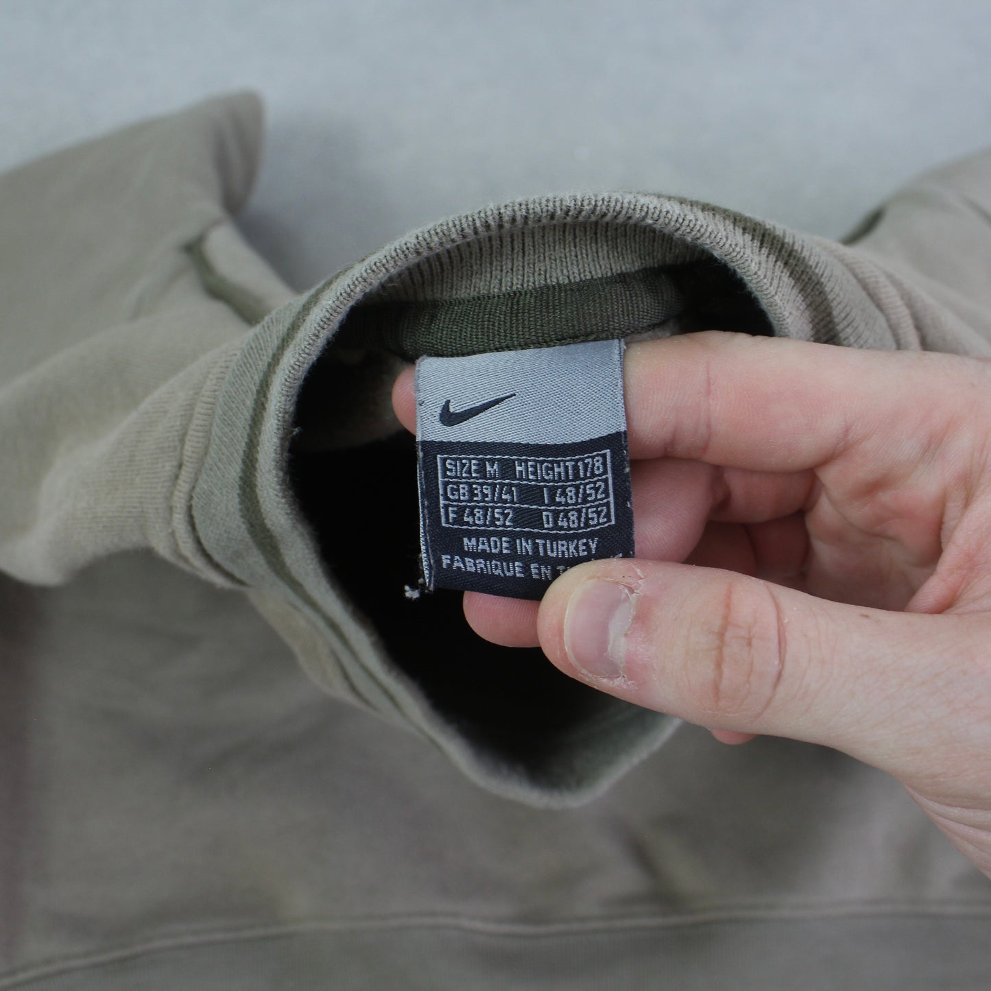 SUPER RARE 2000s Nike Sweatshirt Light Brown - (M)