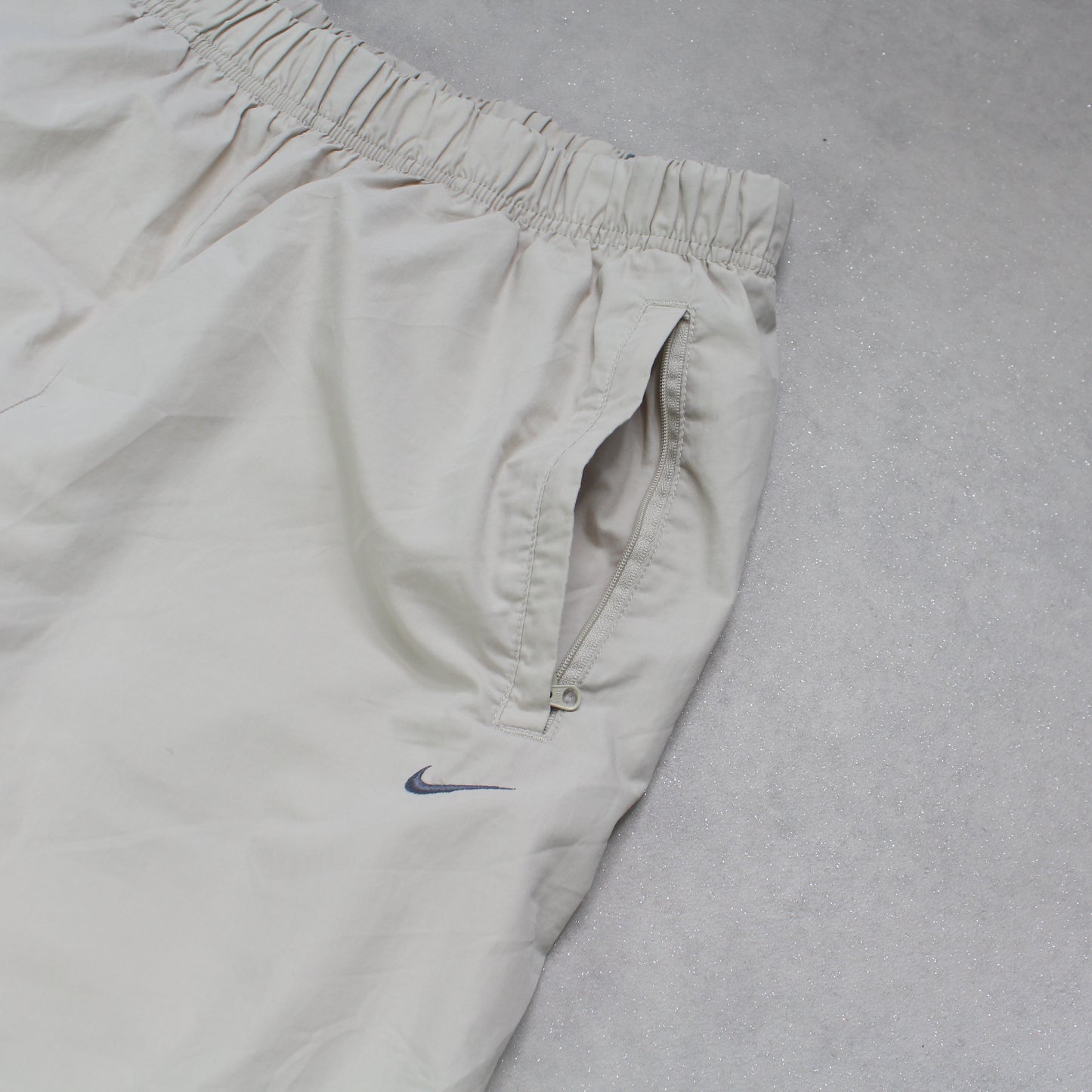 SUPER RARE 2000s Nike Trackpants Cream - (L)