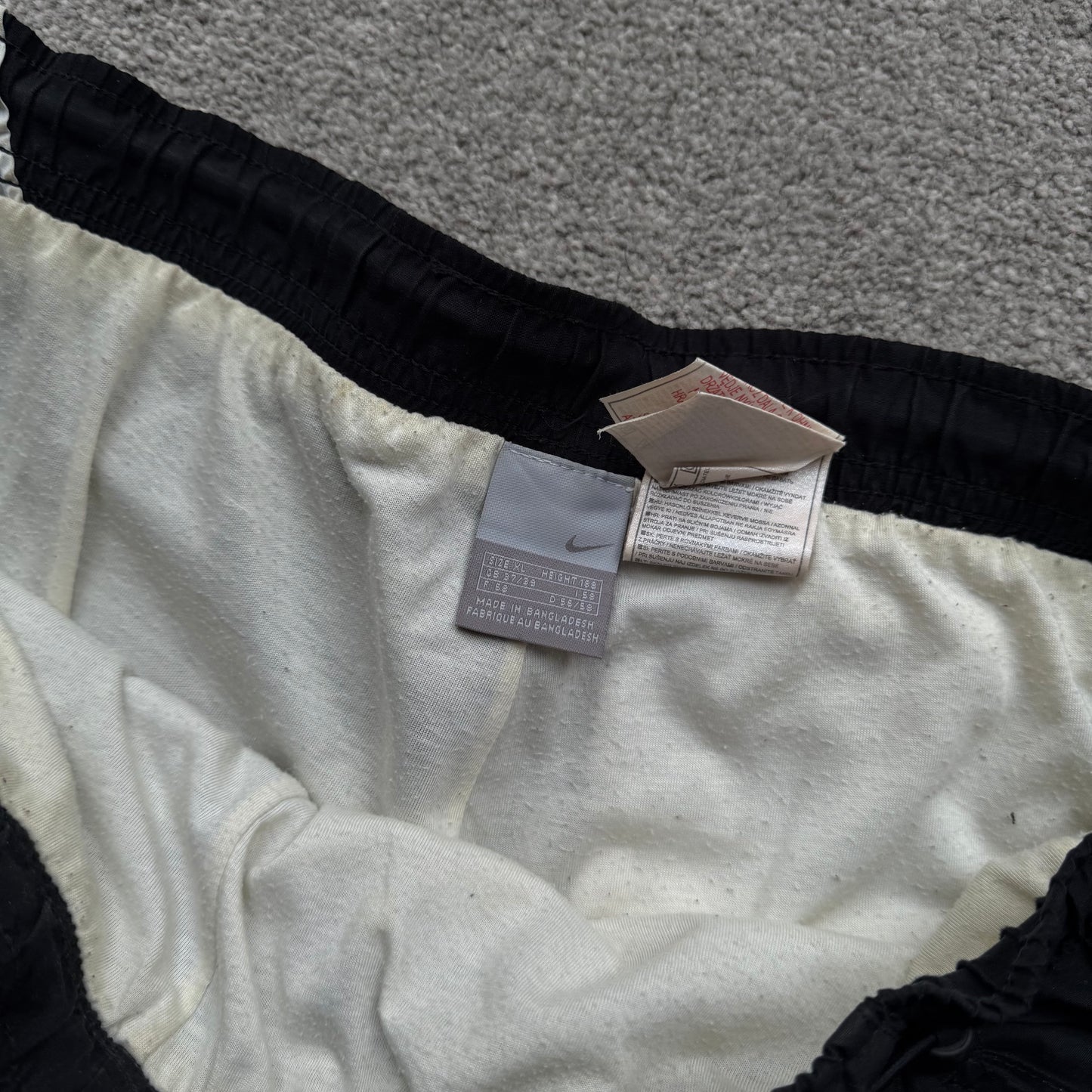 RARE 2000s Nike Trackpants Black - (XL)