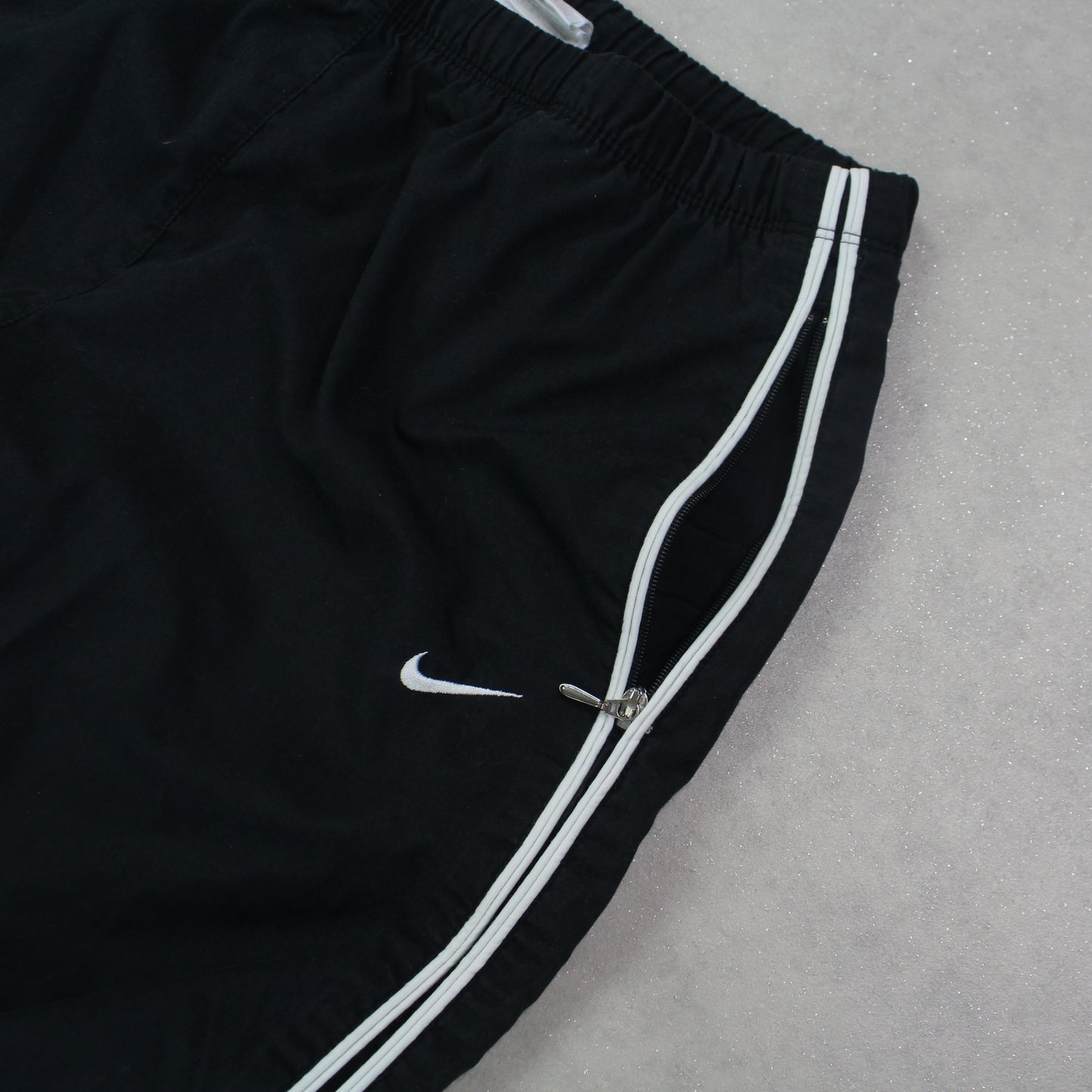 SUPER RARE 2000s Nike Trackpants Black - (S)