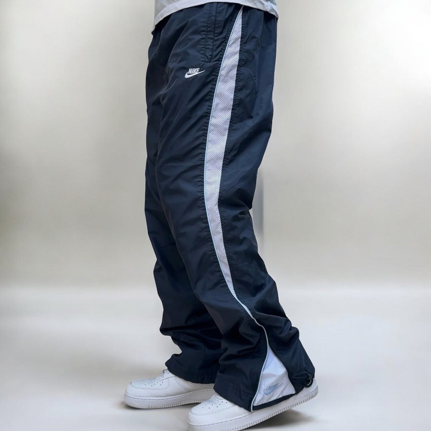 SUPER RARE 2000s Nike Trackpants Navy - (S)