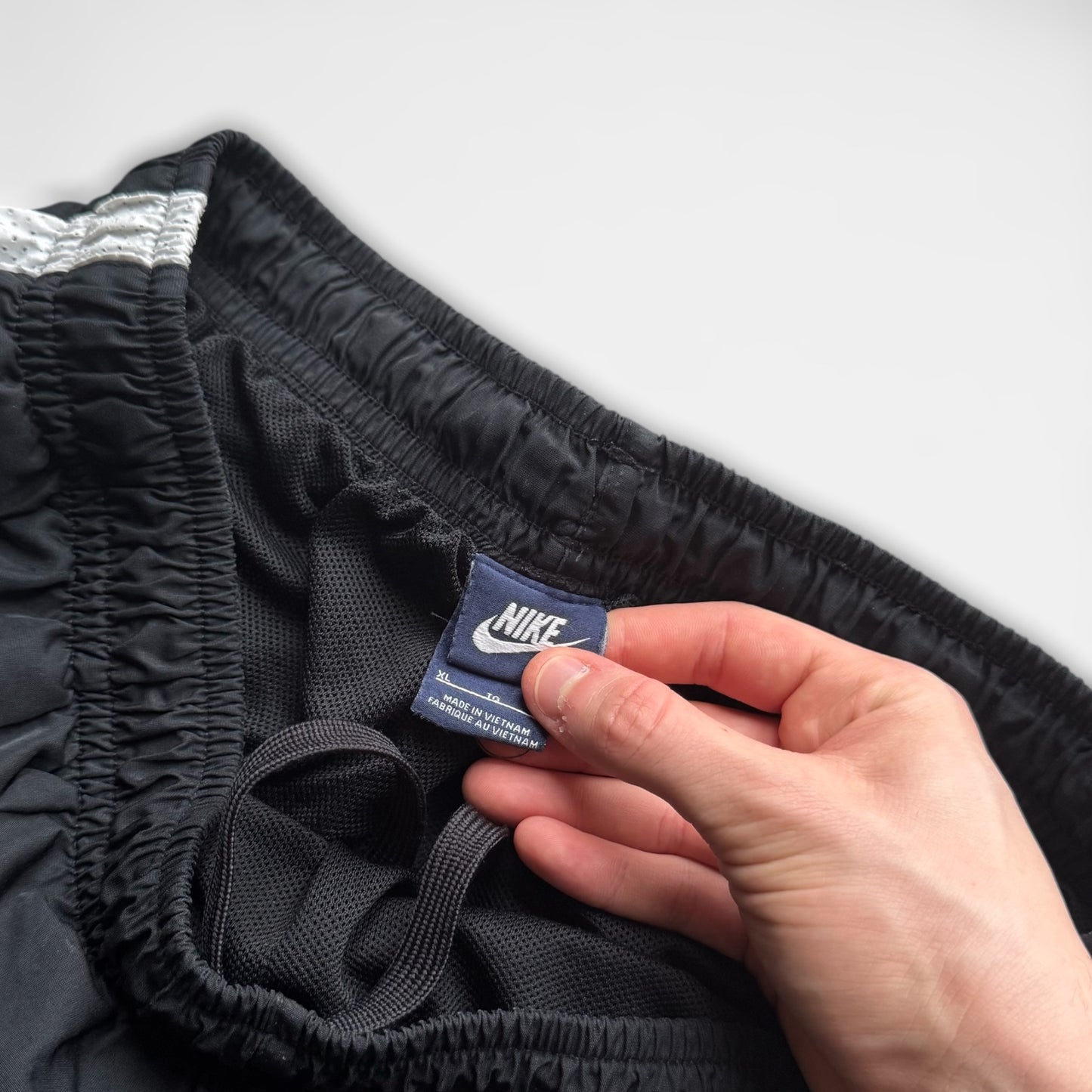 RARE Baggy Nike Trackpants Black - (L)