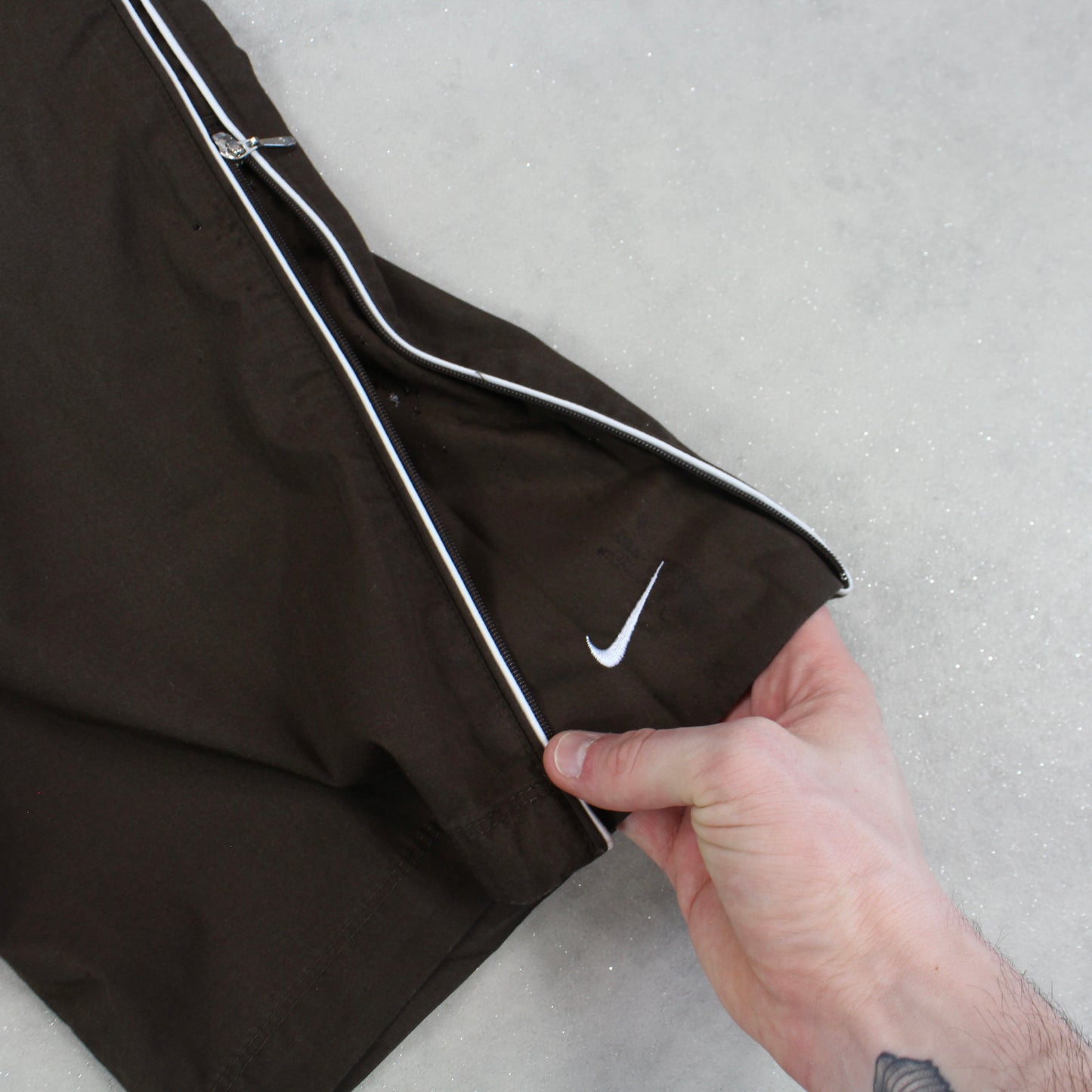 SUPERSELTENE Nike Trainingshose aus den 2000ern, Braun – (S)