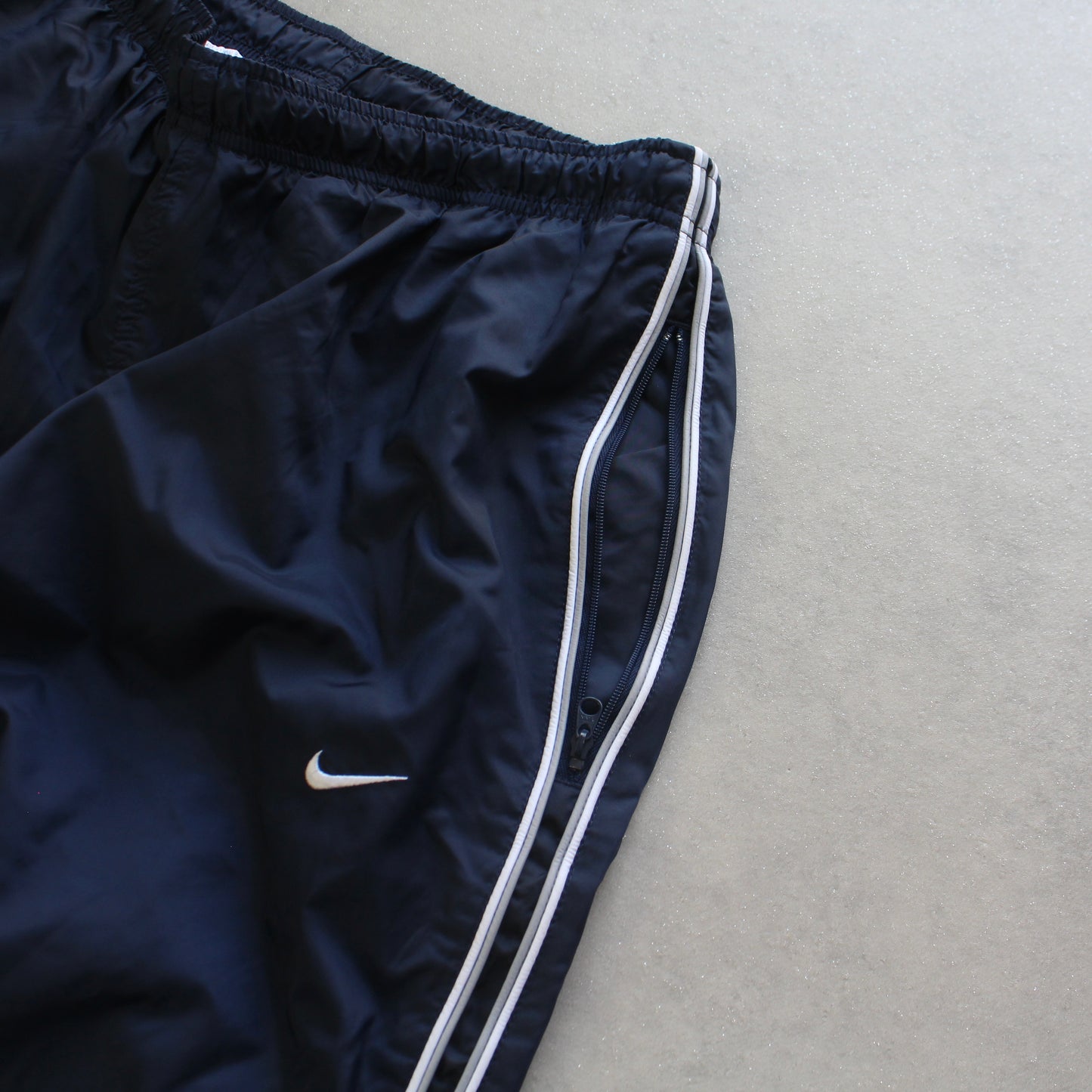 SUPER RARE 2000s Baggy Nike Trackpants Navy - (M)