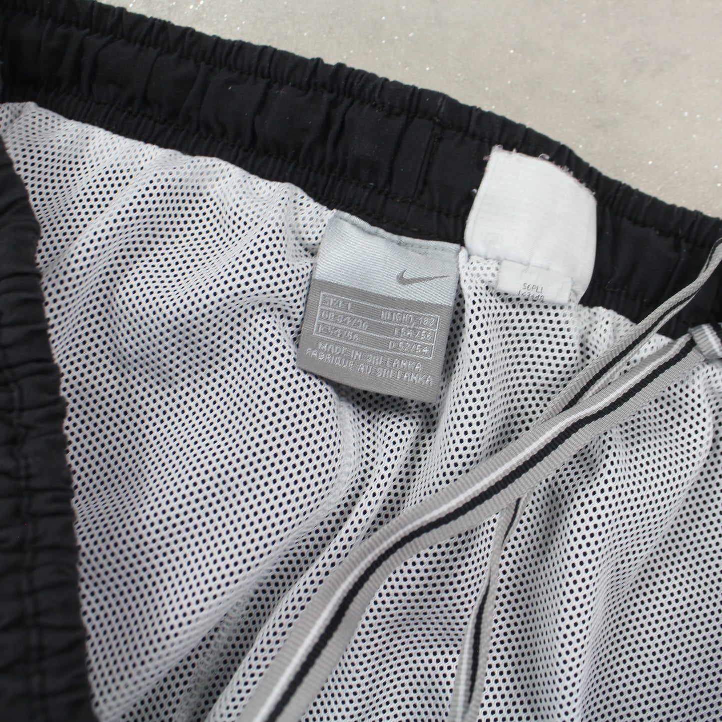 RARE 2000s Baggy Nike Trackpants Black - (L)