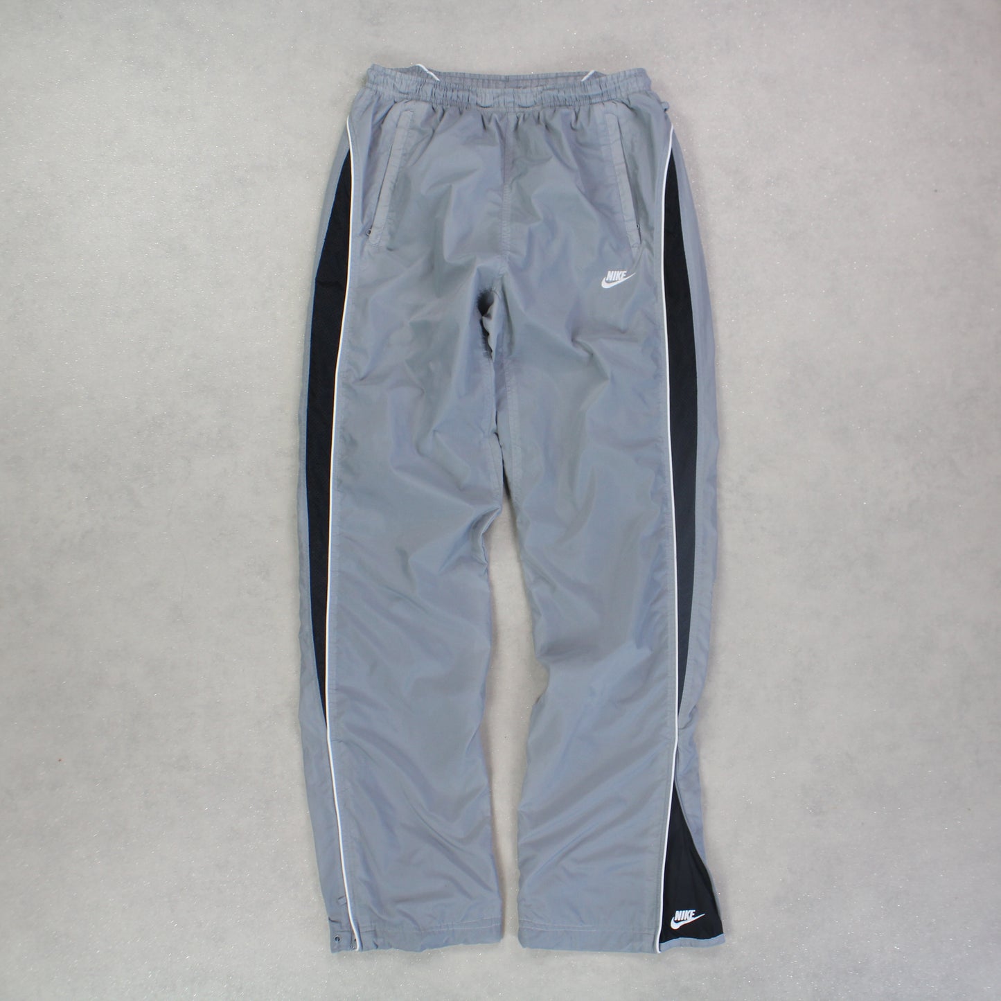 SUPER RARE 2000s Nike Trackpants Grey - (S)