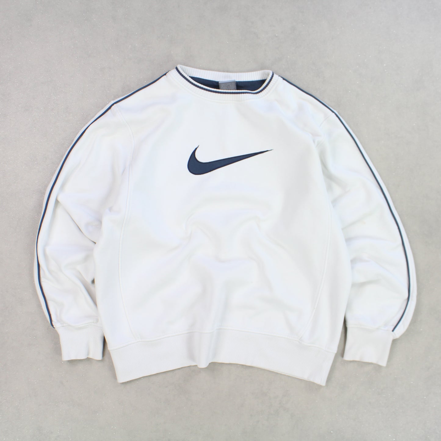 RARE 2000s Nike Heavyweight Sweatshirt White - (S)