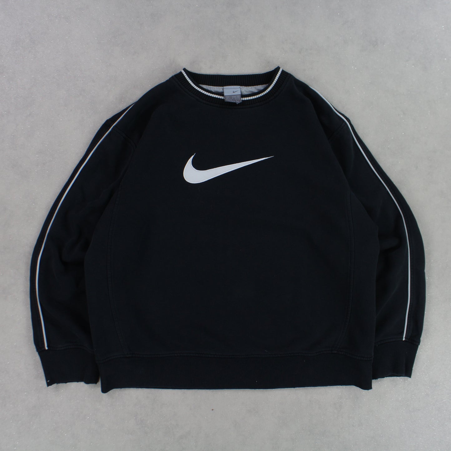 RARE 2000s Nike Swoosh Sweatshirt - (M)