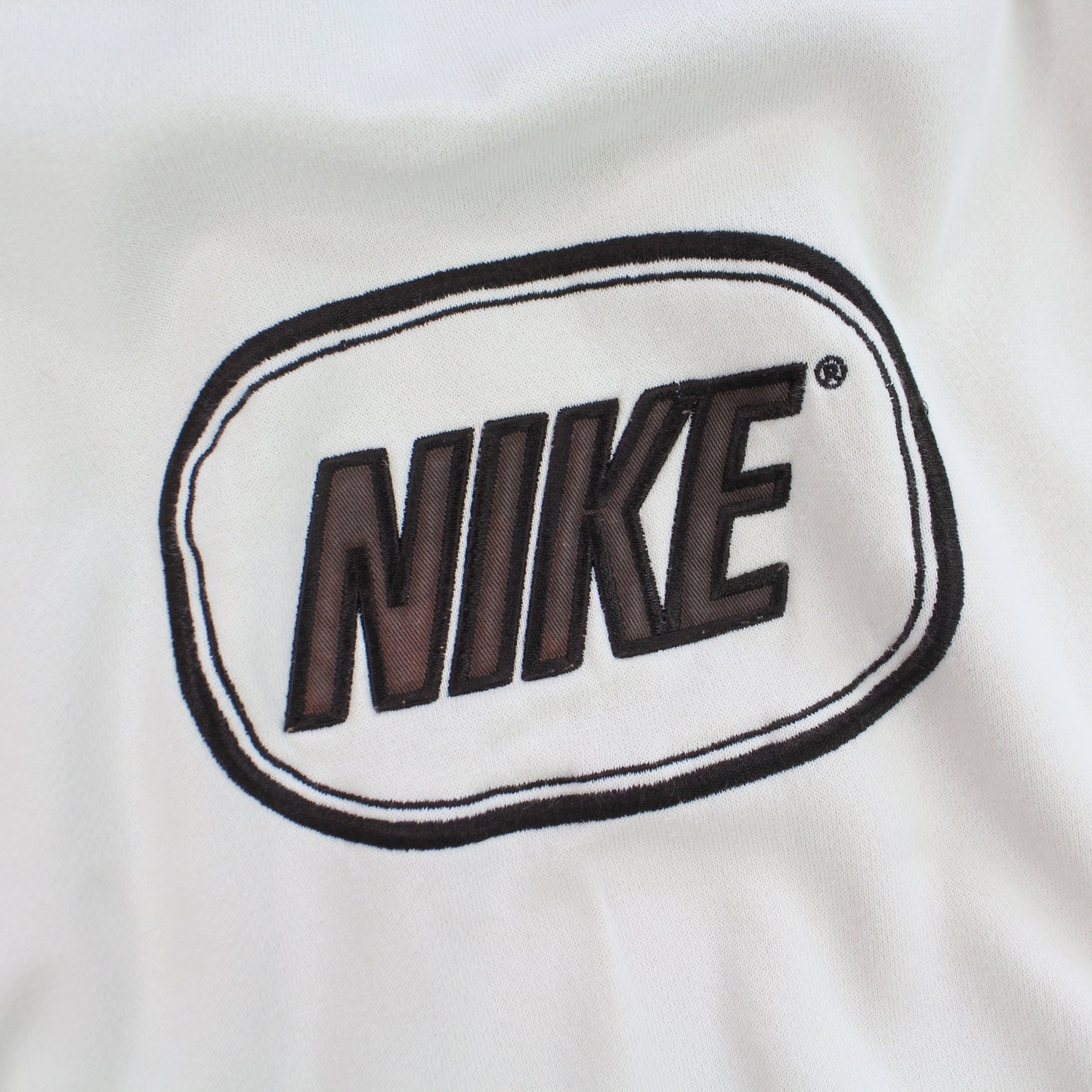 SUPERSELTENES Nike-Sweatshirt aus den 2000ern, Creme – (L)
