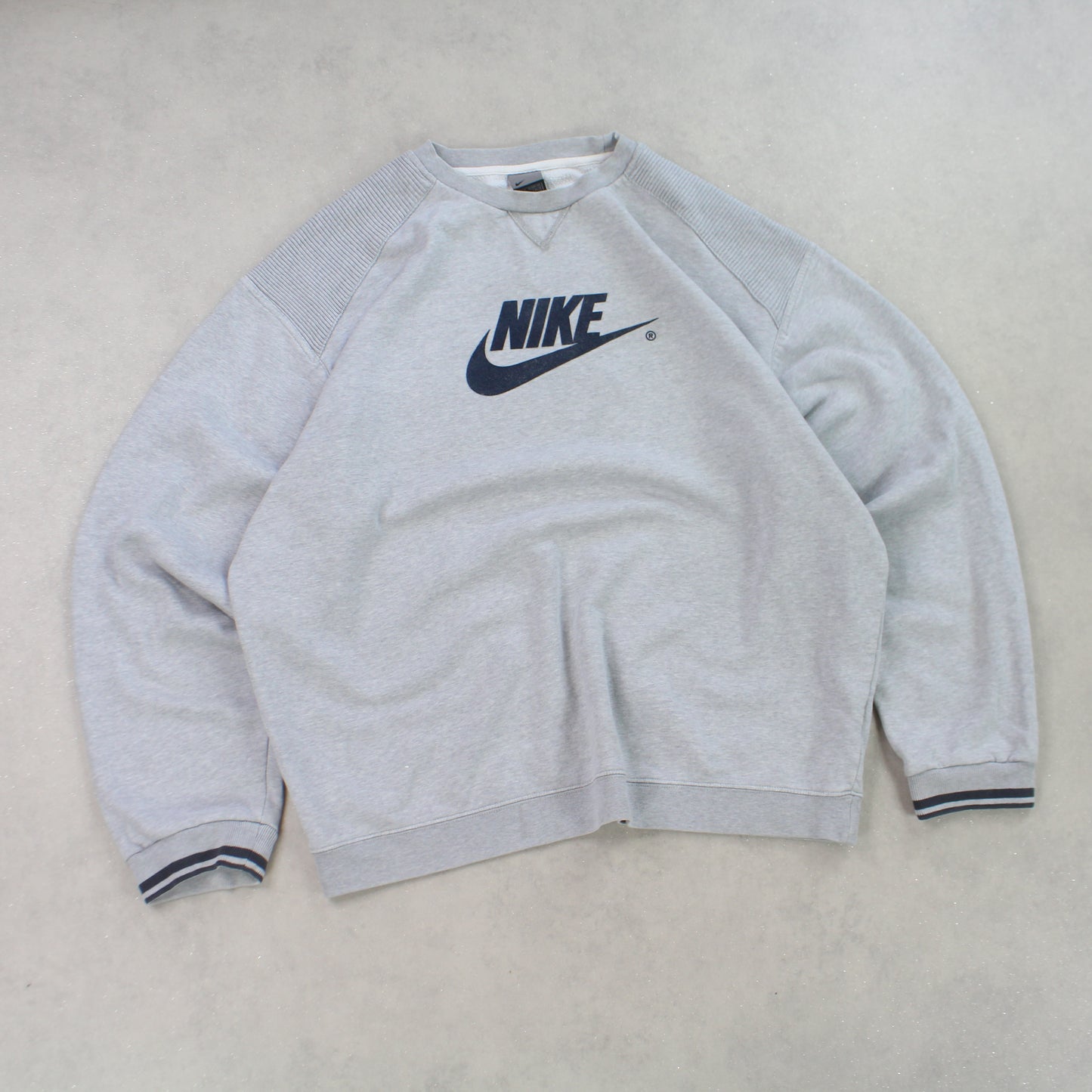 RARE 2000s Heavyweight Nike Sweatshirt Grey - (XL)