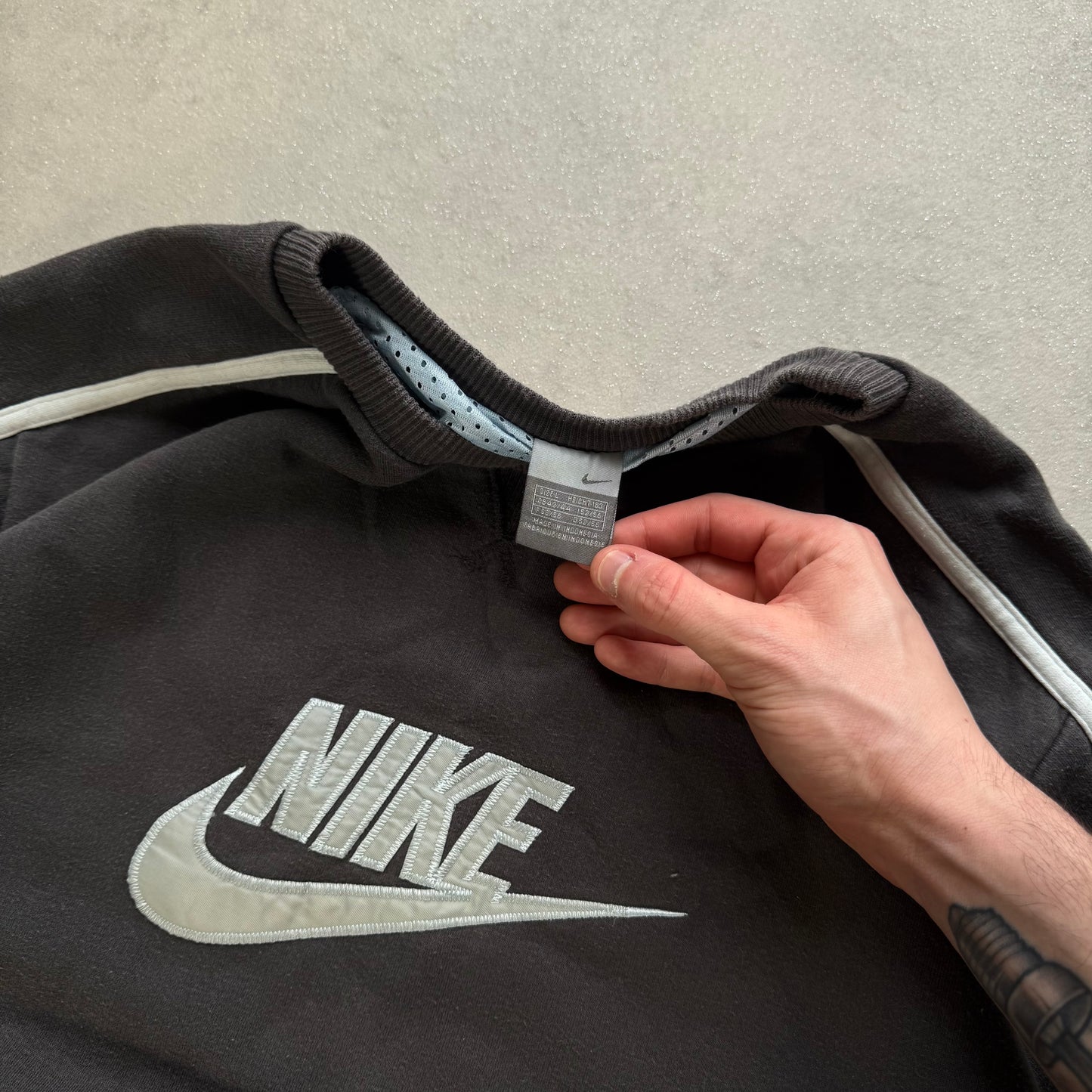 RARE 2000s Nike Sweatshirt Grey - (L)
