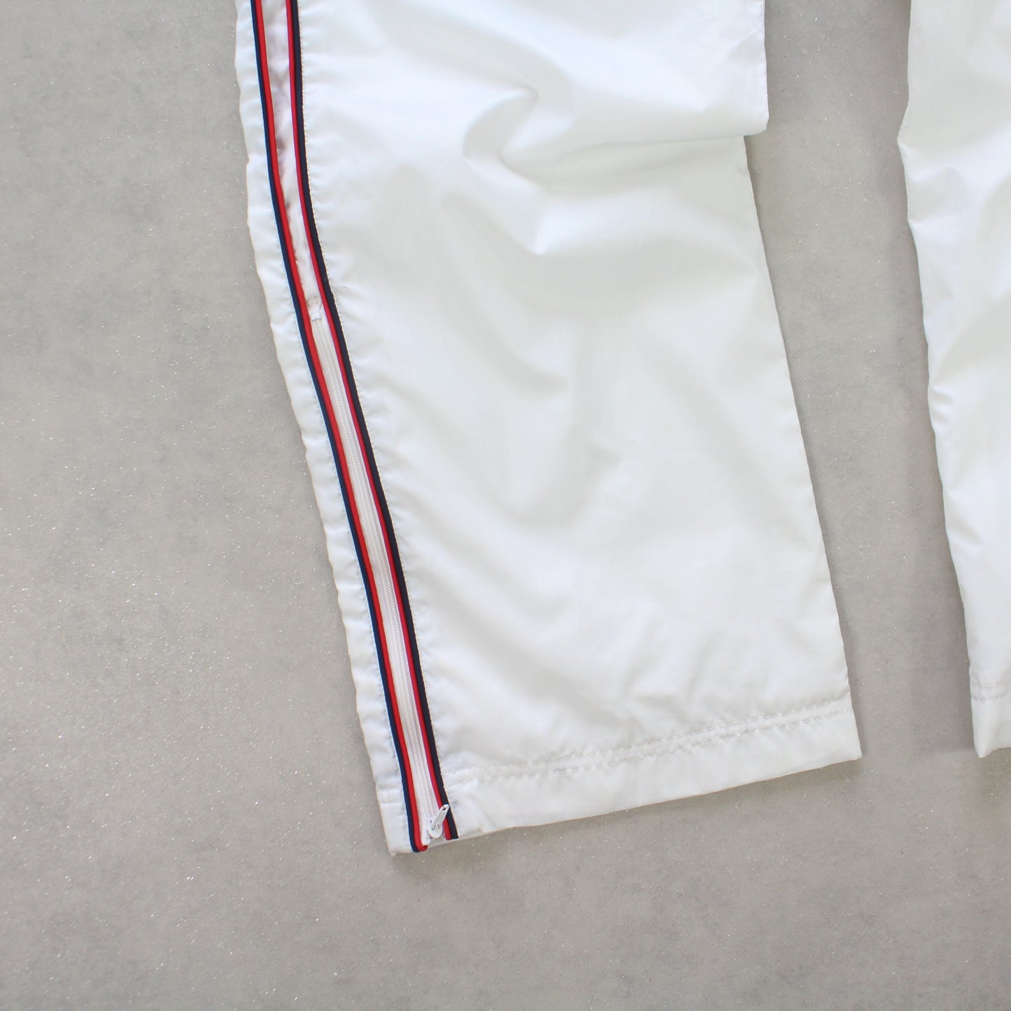 SUPER RARE 2000s Nike Trackpants White - (M)