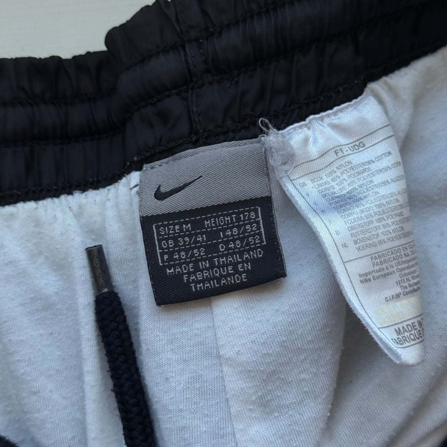 SUPER RARE 2000s Nike Trackpants Black - (M)