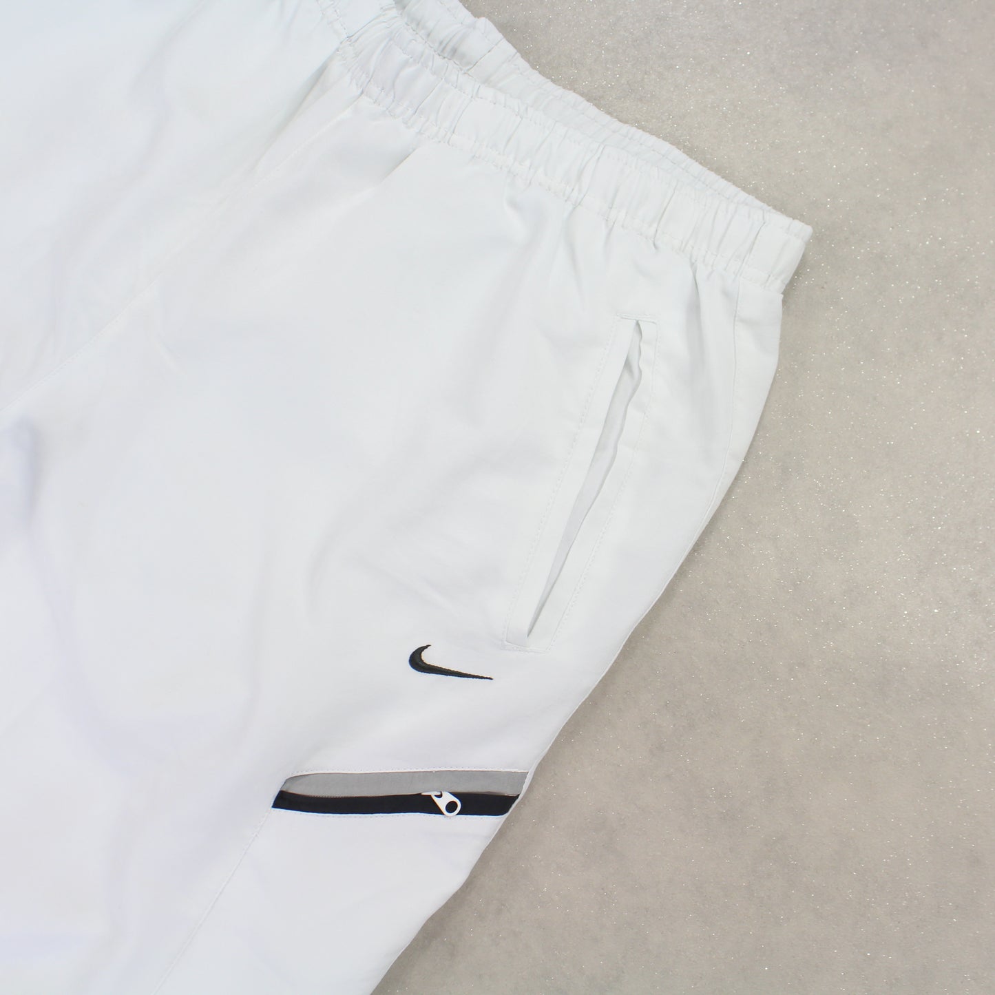 RARE 2000s Nike Trackpants White - (L)