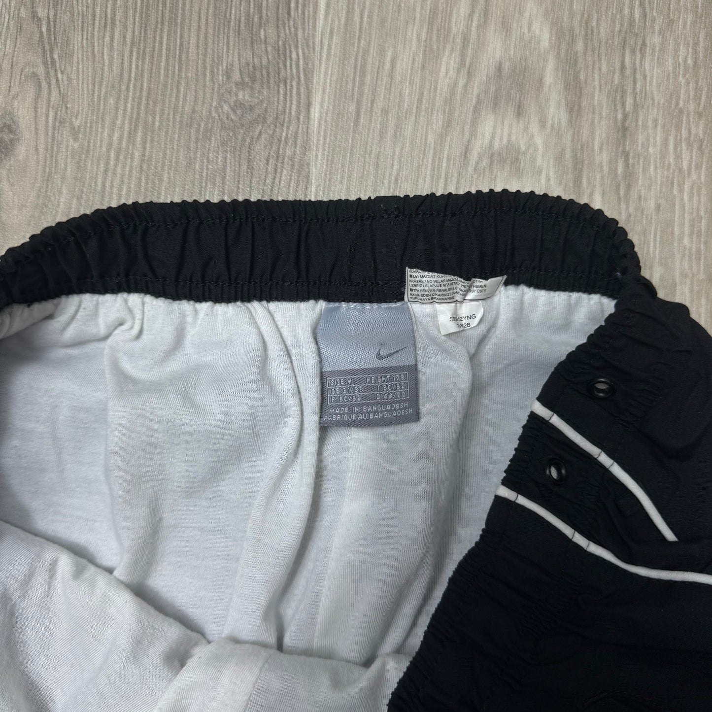 SUPER RARE 2000s Nike Trackpants Black *PREMIUM* - (M)