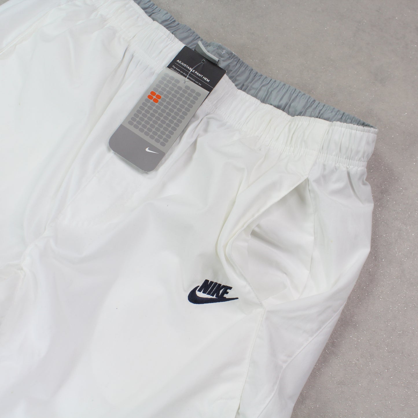 SUPER RARE 2000s Nike Trackpants BRAND NEW White - (L)