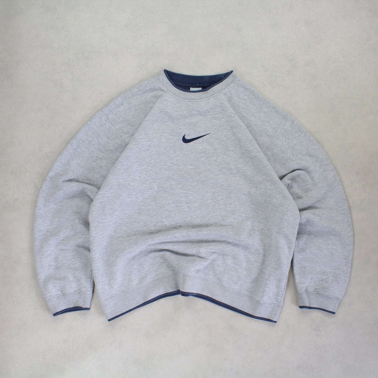 RARE 2000s Heavyweight Nike Sweatshirt Grey - (L)