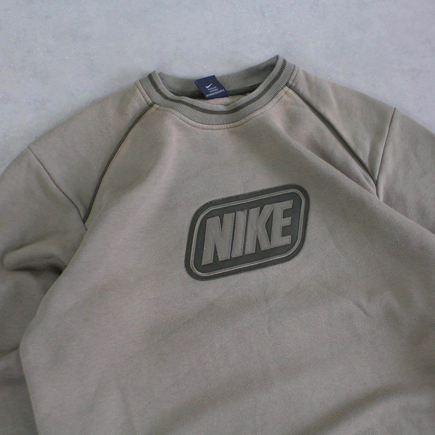 SUPER RARE 2000s Nike Sweatshirt Light Brown - (M)