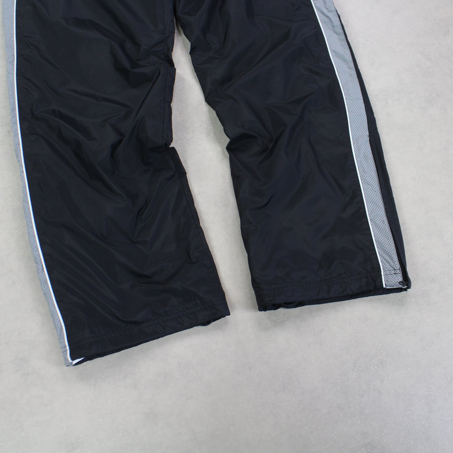 RARE 2000s Baggy Nike Trackpants Black - (L)