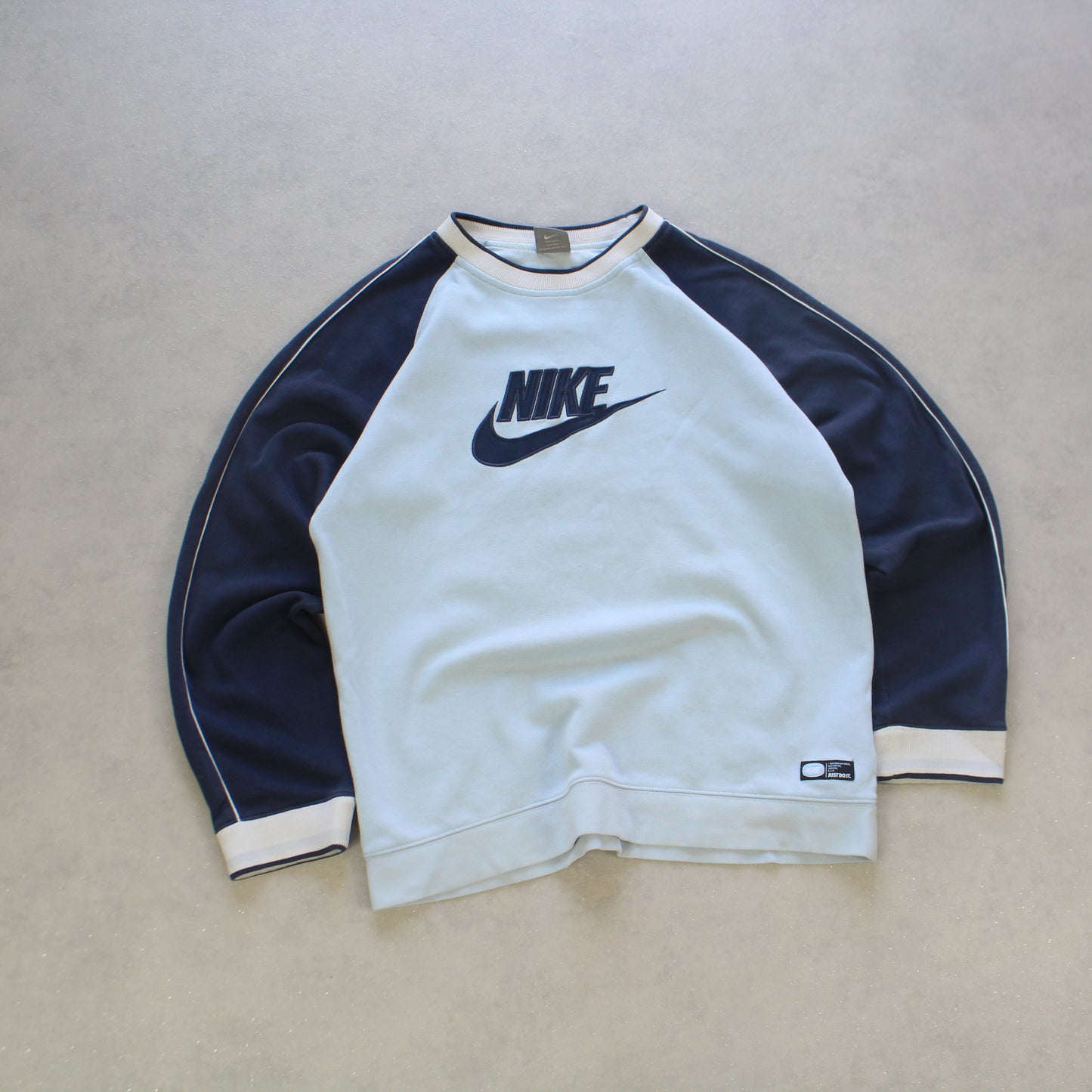 RARE 2000s Nike Sweatshirt Blue - (S)