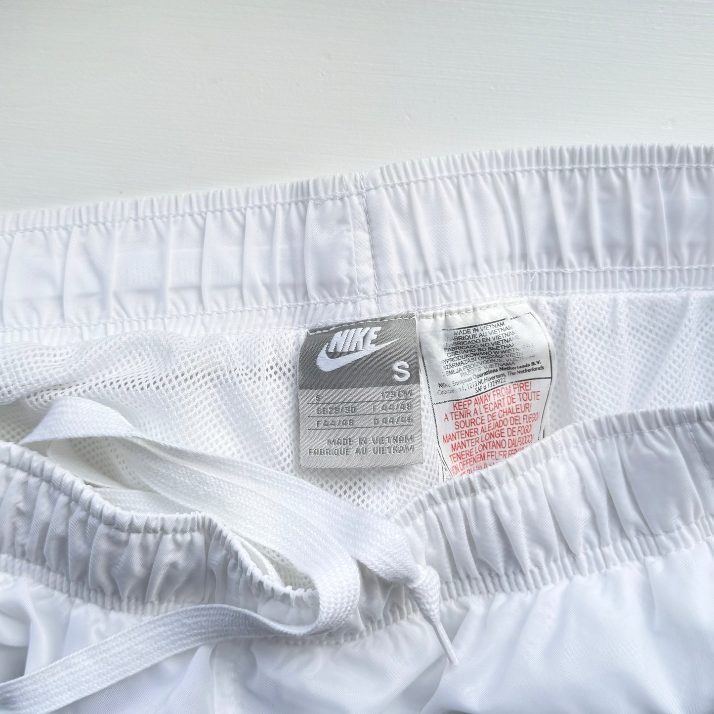 SUPER RARE 2000s Nike Trackpants White - (S) | PREMIUM