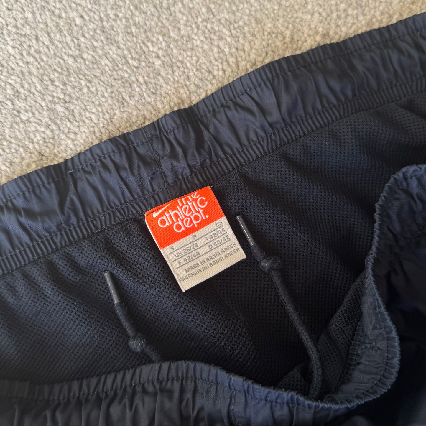 RARE 2000s Nike Trackpants Navy - (S)