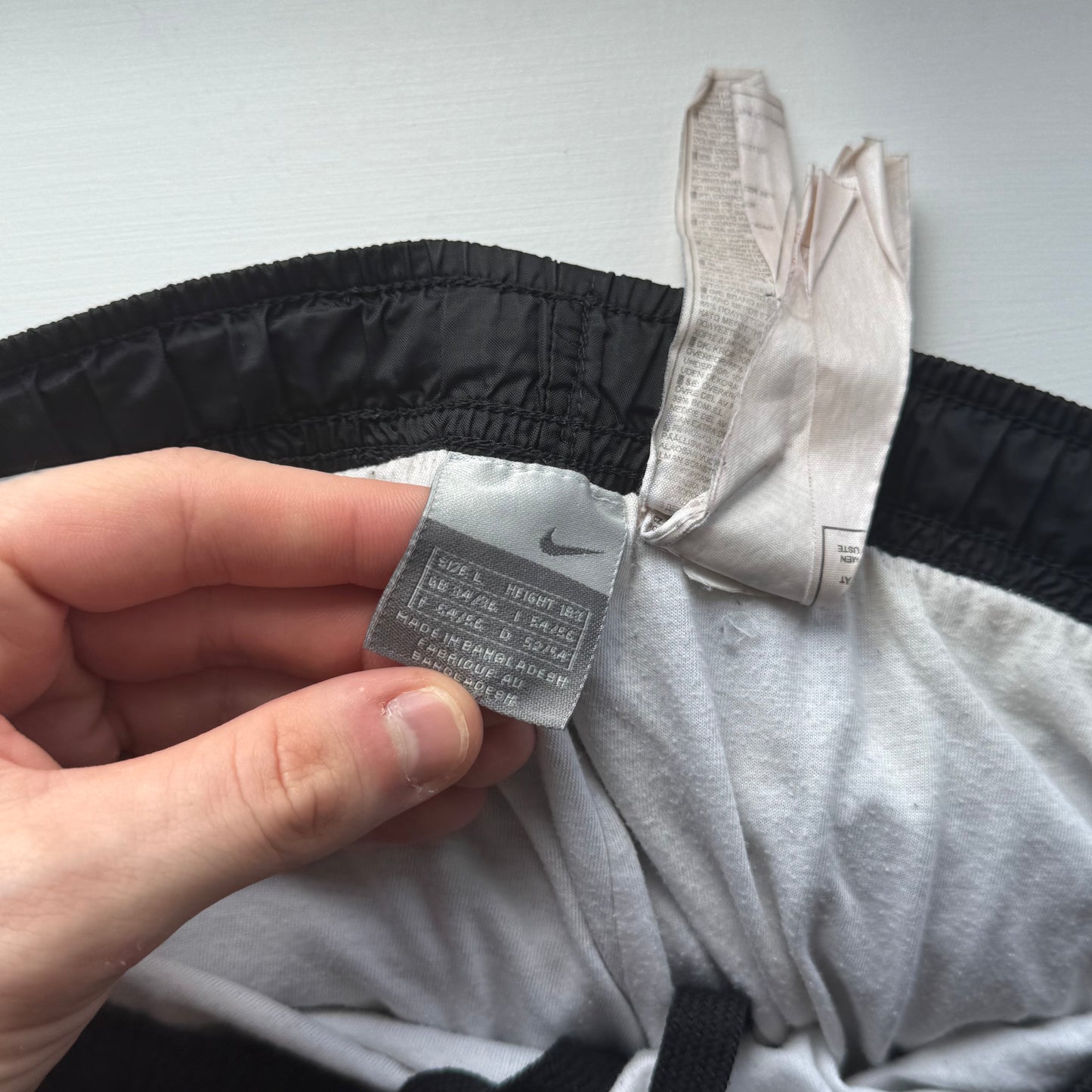SUPER RARE 2000s Nike Trackpants Black - (L)